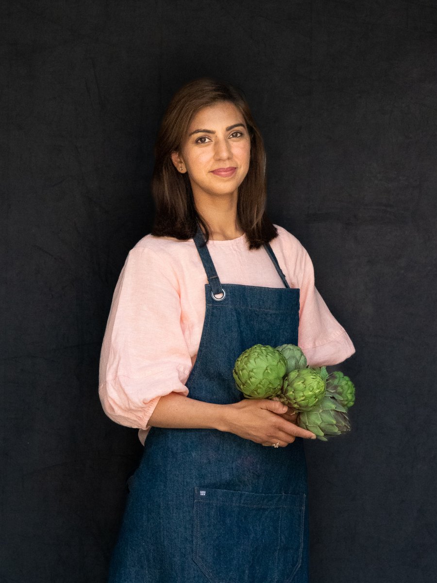 Hi, I'm Sugandha - FoodSt