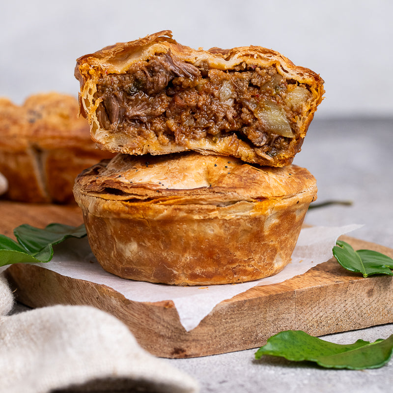 Tommy's Beef Massaman Roti Pie