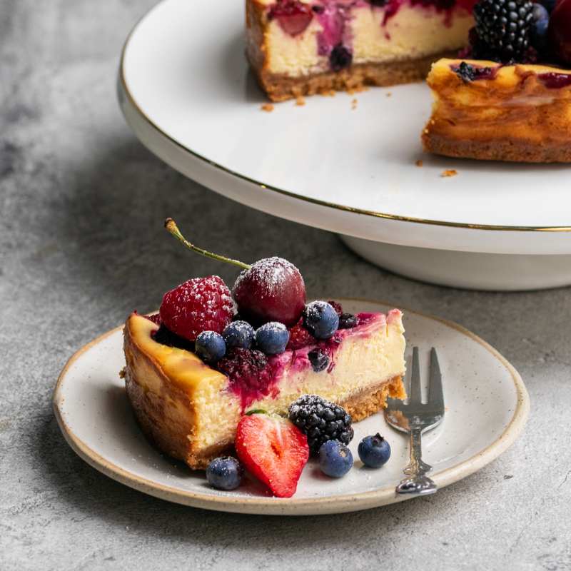 Image of a slice of Michelle&#39;s Berry Cheesecake on a plate