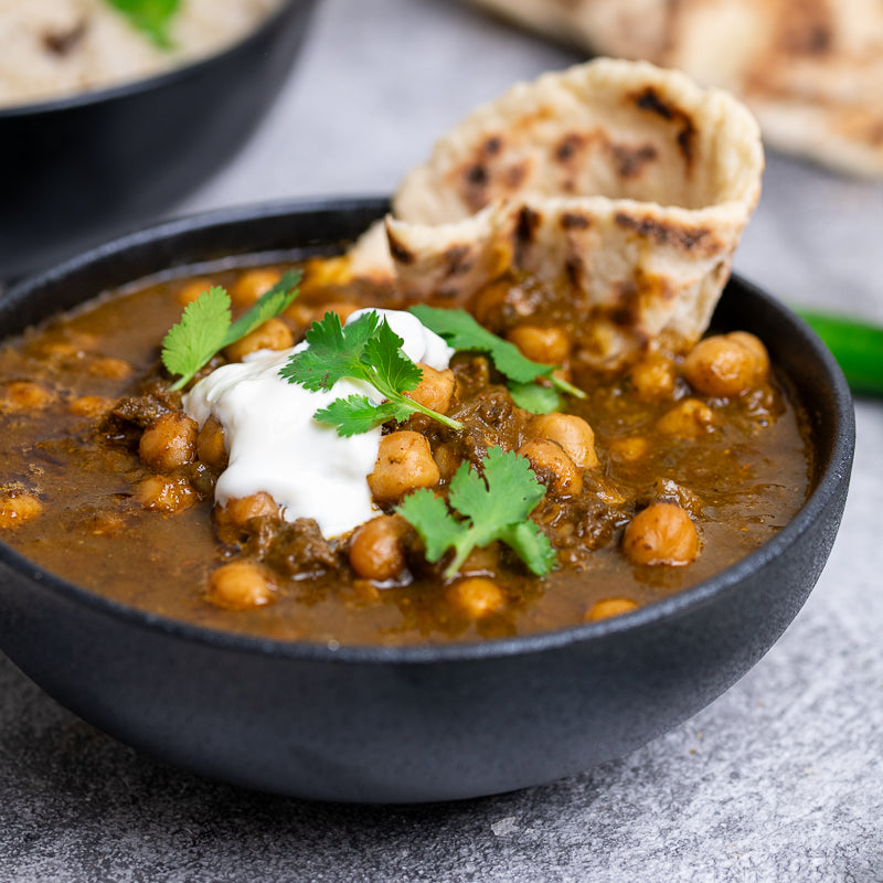 Naga's Spinach Chickpea Curry "Palak Channa" (V) - FoodSt