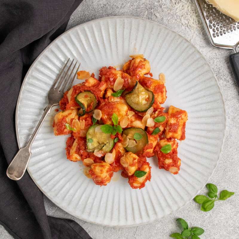 Davide&#39;s Gnocchi with Cherry Tomatoes, Zucchini and Almonds (Vg) - FoodSt